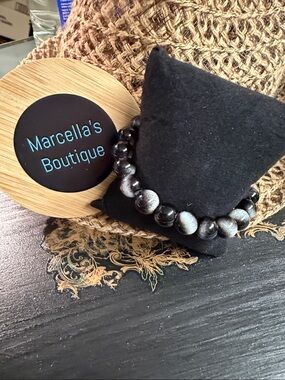 Unisex Black glass  Beaded Bracelet